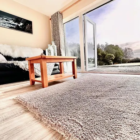 Long Acre Apartment *